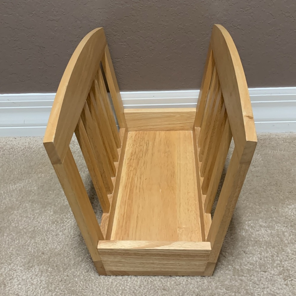 Wooden Magazine Rack - Picture 5 of 9